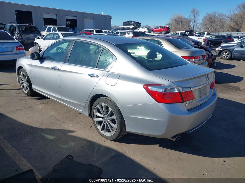 2015 HONDA ACCORD VIN: 1HGCR2F54FA037719