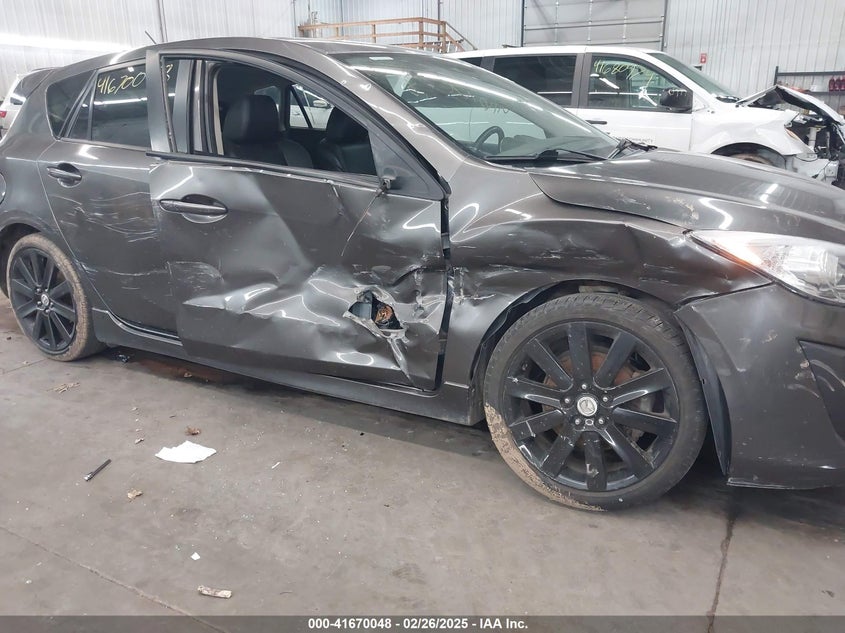 2011 MAZDA MAZDA3 VIN: JM1BL1M53B1432526