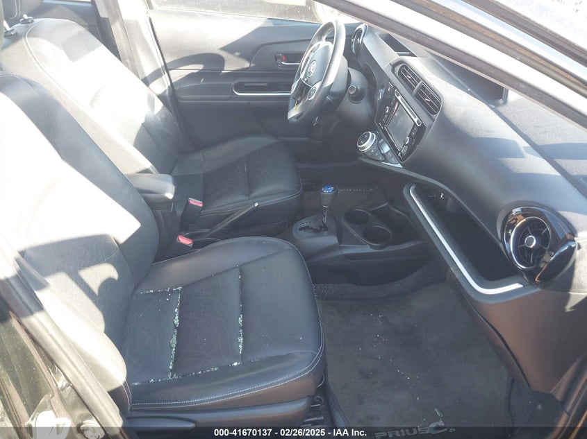 2016 TOYOTA PRIUS C VIN: JTDKDTB33G1129828