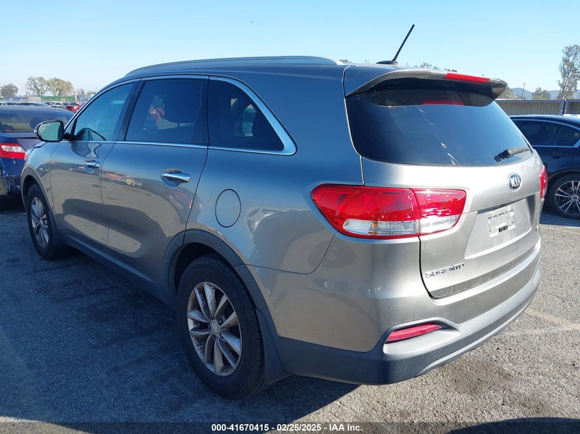 2016 KIA SORENTO VIN: 5XYPG4A35GG120195