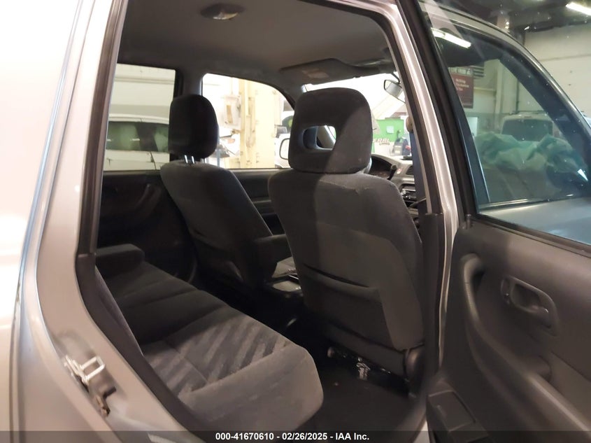 2001 Honda Cr-V Lx VIN: JHLRD28471S003159 Lot: 41670610