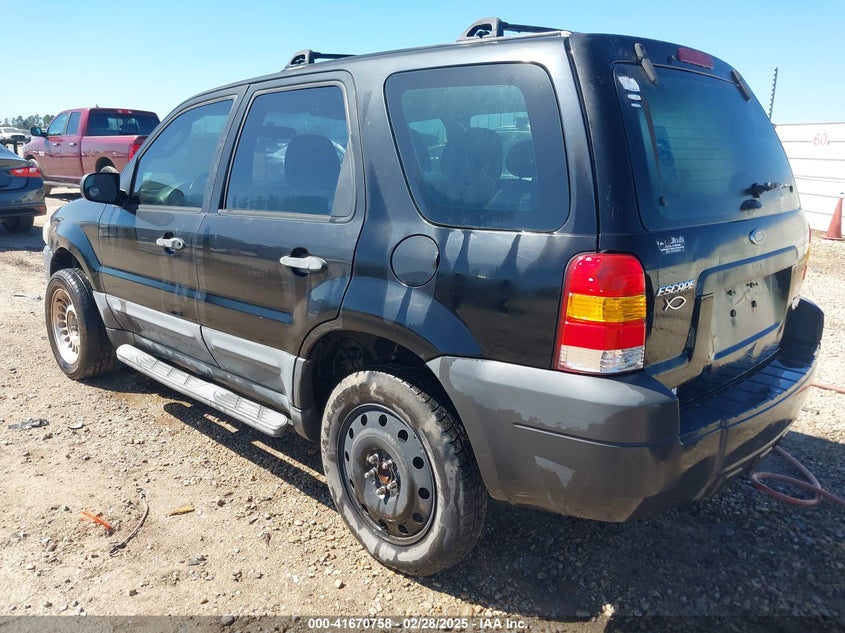 2007 FORD ESCAPE VIN: 1FMYU02Z47KA44371