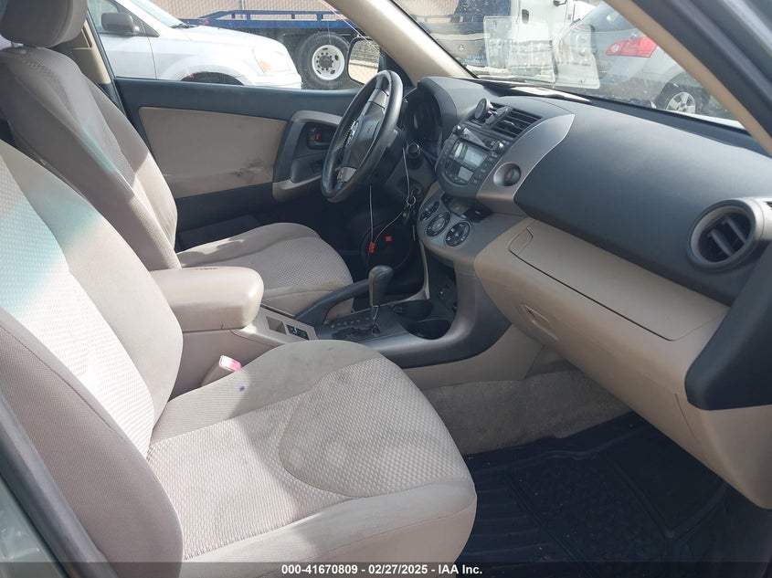 2006 TOYOTA RAV4 VIN: JTMZK34VX65000611