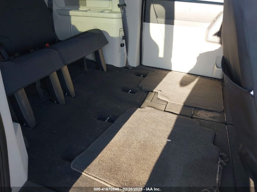 2010 Dodge Grand Caravan Se VIN: 2D4RN4DE2AR244166 Lot: 41670848