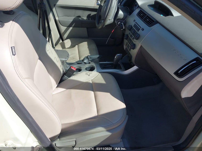 2010 FORD FOCUS VIN: 1FAHP3HN5AW157558