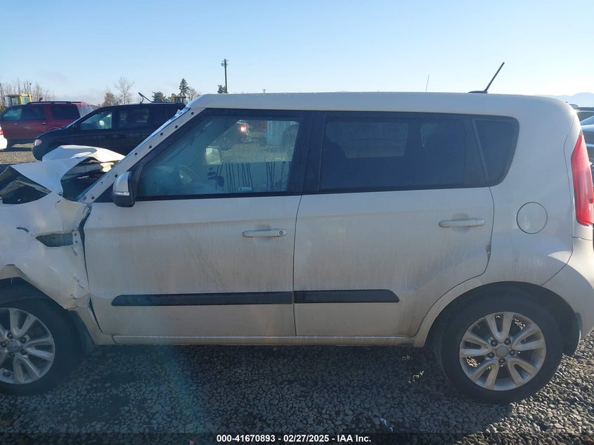 2013 KIA SOUL + - KNDJT2A68D7775847
