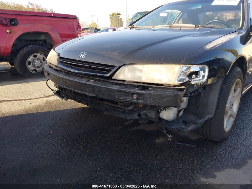 1994 Honda Accord Lx VIN: 1HGCD7233RA021063 Lot: 41671058