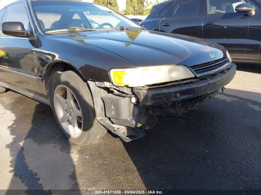 1994 Honda Accord Lx VIN: 1HGCD7233RA021063 Lot: 41671058