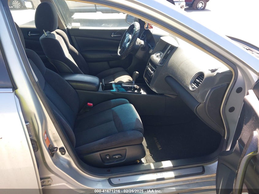 2009 NISSAN MAXIMA VIN: 1N4AA51E29C818355