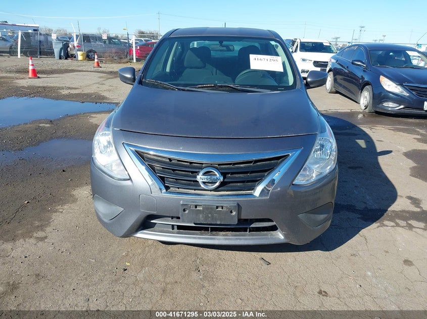 2017 NISSAN VERSA VIN: 3N1CN7AP7HL800900