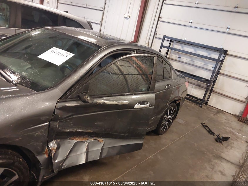 2008 HONDA ACCORD VIN: 1HGCP36898A002232