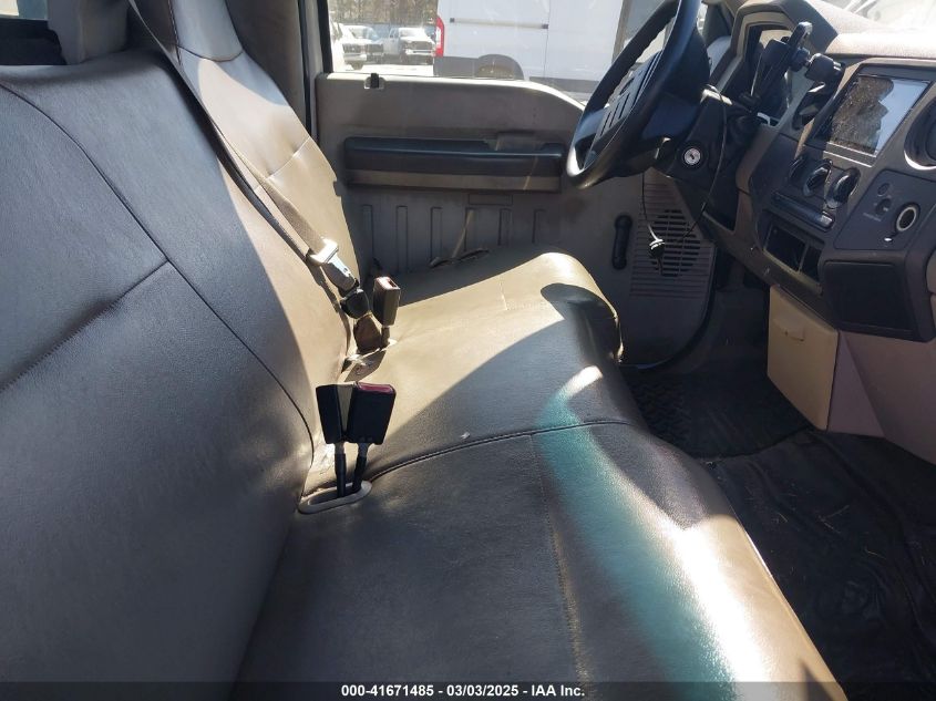 2008 Ford F-350 Xl/Xlt VIN: 1FTWF32RX8EA08238 Lot: 41671485