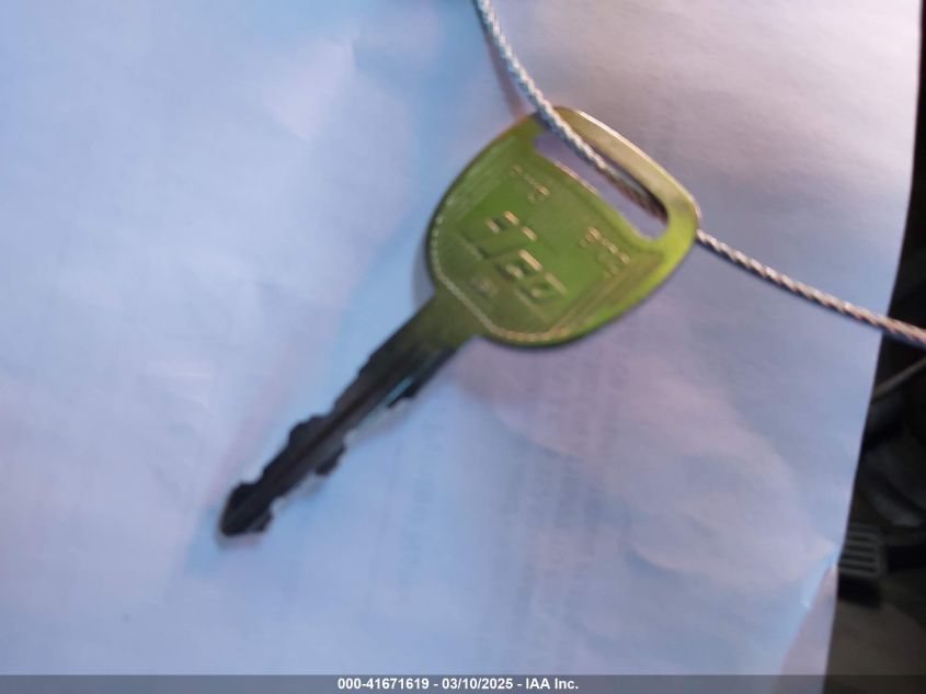 2003 Chevrolet Trailblazer Ls VIN: 1GNDT13SX32370433 Lot: 41671619