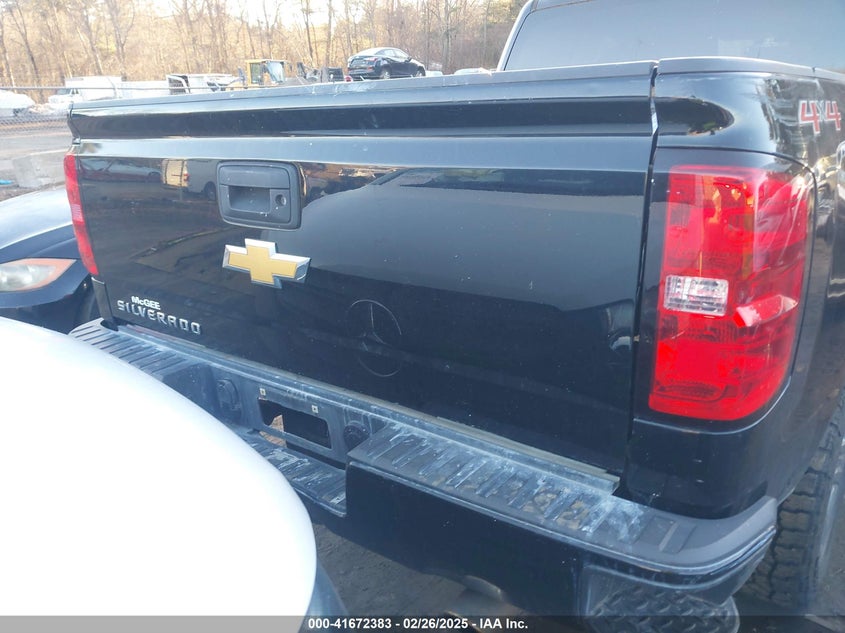 2017 CHEVROLET SILVERADO 1500 CUSTOM - 1GCVKPECXHZ224069