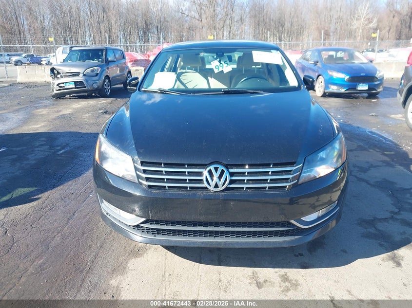 2015 VOLKSWAGEN PASSAT VIN: 1VWAT7A31FC111304