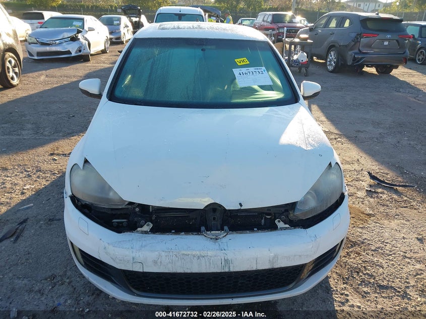 2011 VOLKSWAGEN GTI VIN: WVWEV7AJ1BW026789