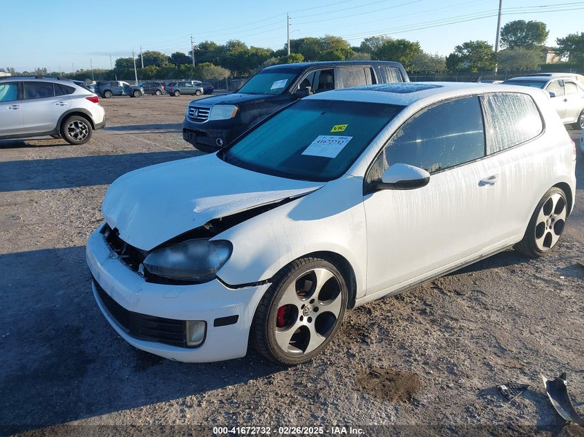 2011 VOLKSWAGEN GTI VIN: WVWEV7AJ1BW026789