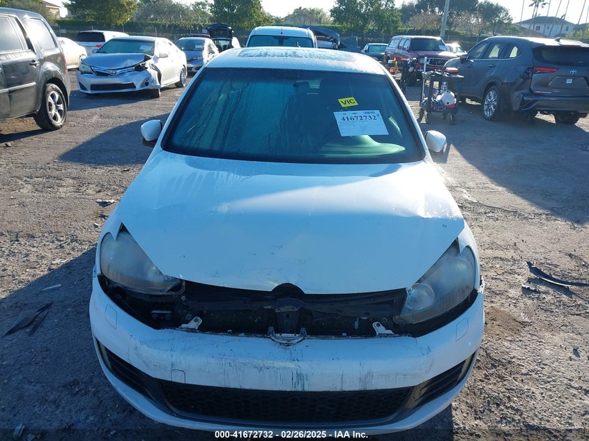 2011 VOLKSWAGEN GTI VIN: WVWEV7AJ1BW026789