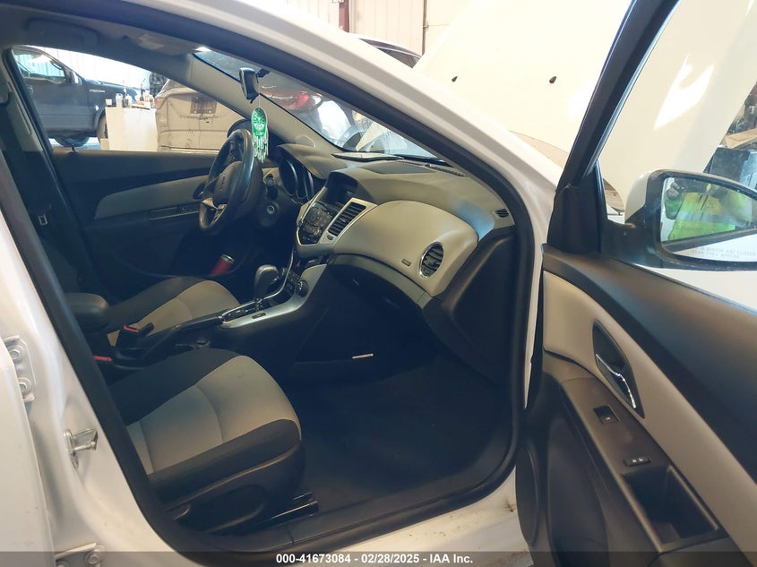 2015 CHEVROLET CRUZE LS AUTO - 1G1PA5SH2F7117602