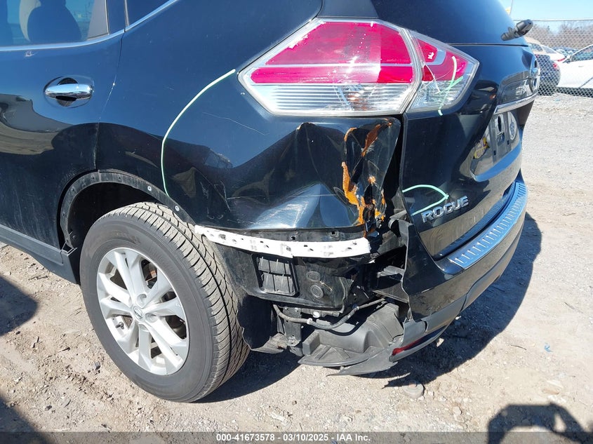 2015 NISSAN ROGUE SV - KNMAT2MV0FP522057