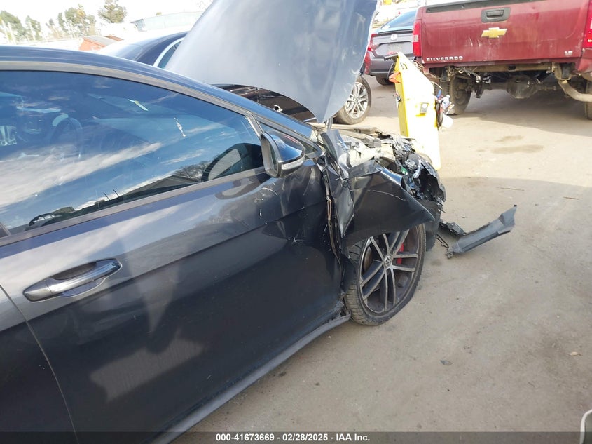 2017 VOLKSWAGEN GOLF GTI AUTOBAHN 4-DOOR/S 4-DOOR/SE 4-DOOR/SPORT 4-DOOR - 3VW547AU2HM023421