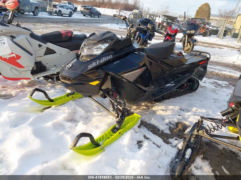 2019 SKI DOO MX Z X 800R VIN: 2BPSUWKA2KV000121
