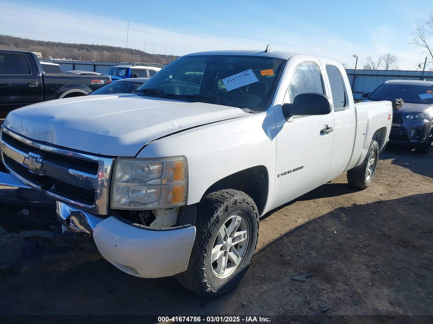 2007 CHEVROLET SILVERADO 1500 VIN: 1GCEK19047Z635589