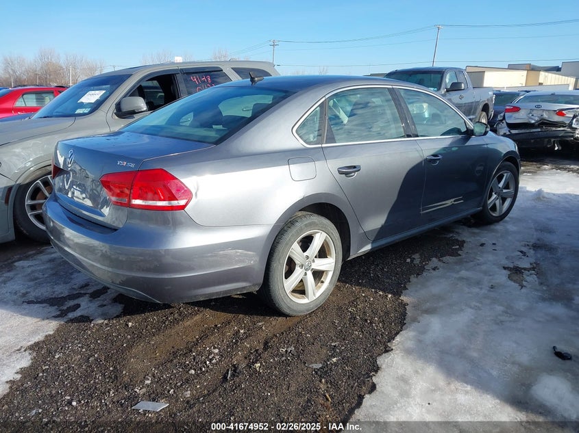 2014 VOLKSWAGEN PASSAT VIN: 1VWBT7A34EC058651