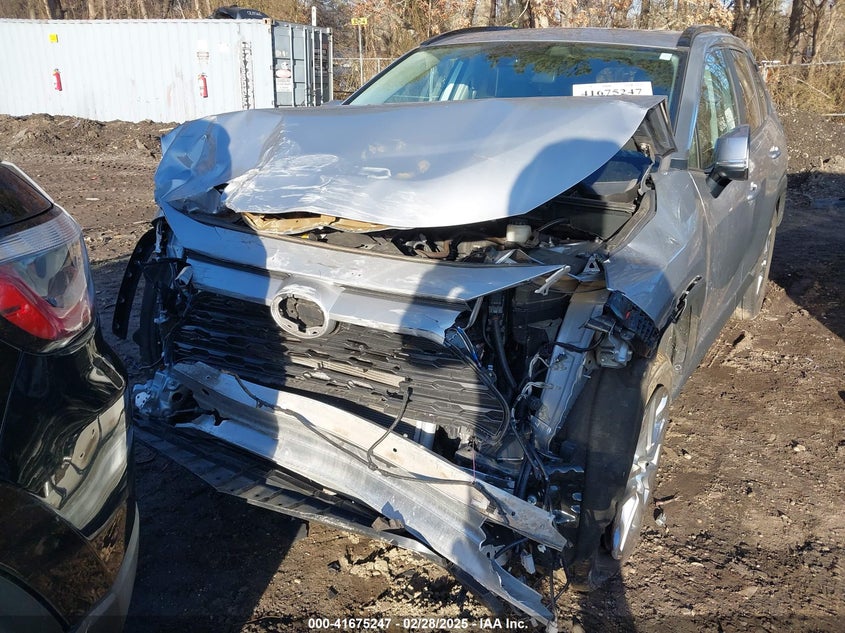 2020 TOYOTA RAV4 XLE PREMIUM - 2T3A1RFV8LW138846