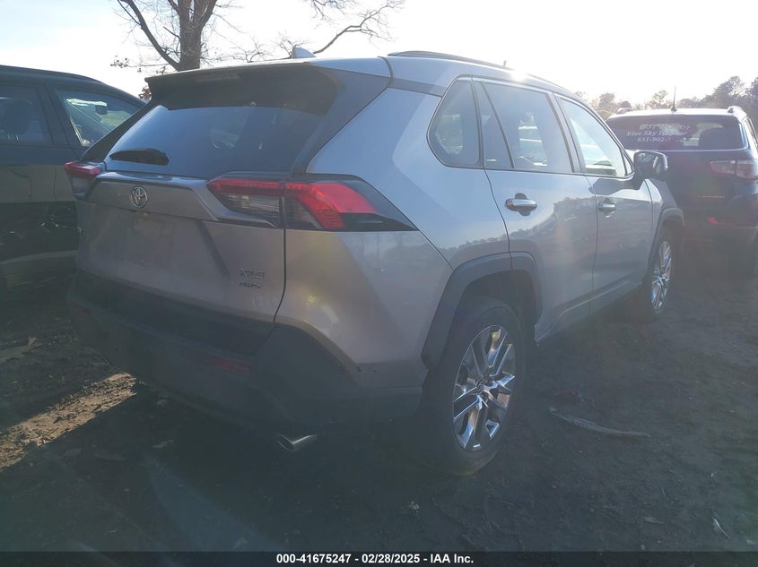 2020 TOYOTA RAV4 XLE PREMIUM - 2T3A1RFV8LW138846