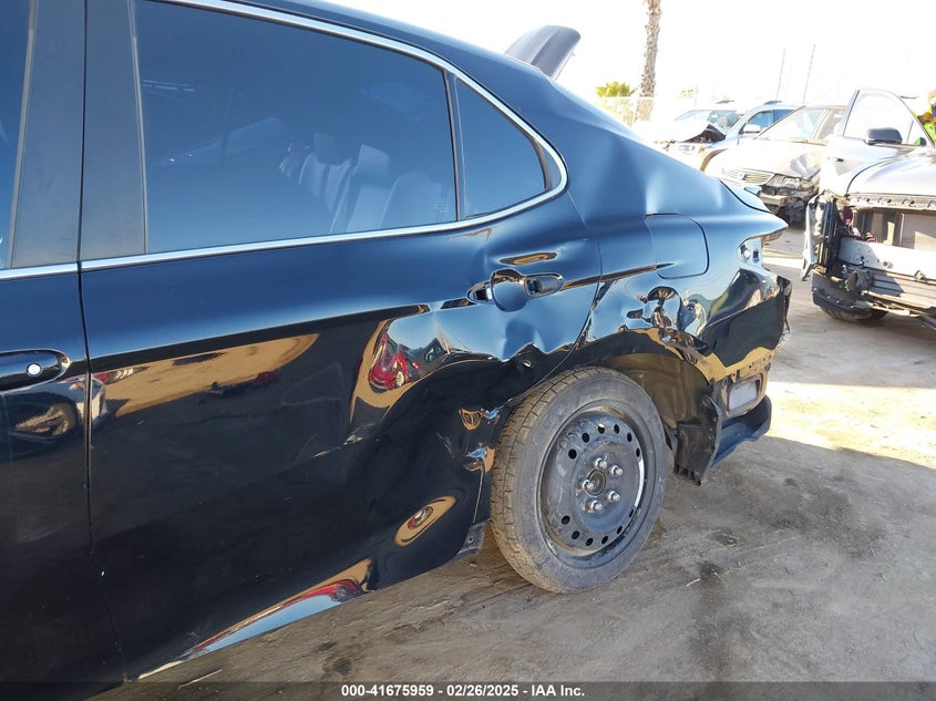 2021 TOYOTA CAMRY VIN: 4T1G11AK2MU477363