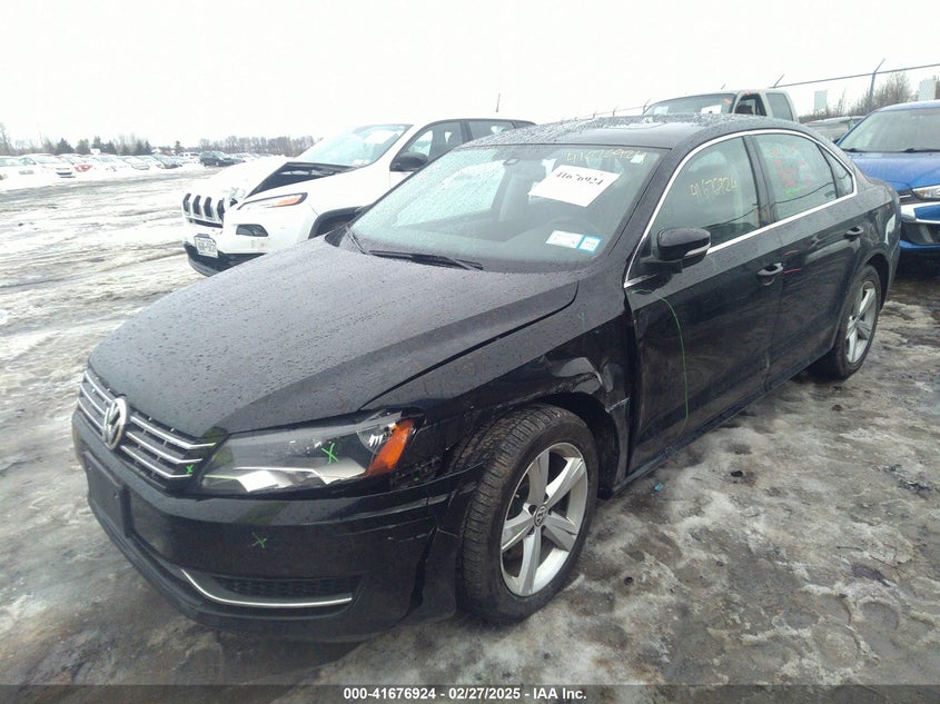 2013 VOLKSWAGEN PASSAT VIN: 1VWBN7A30DC117865