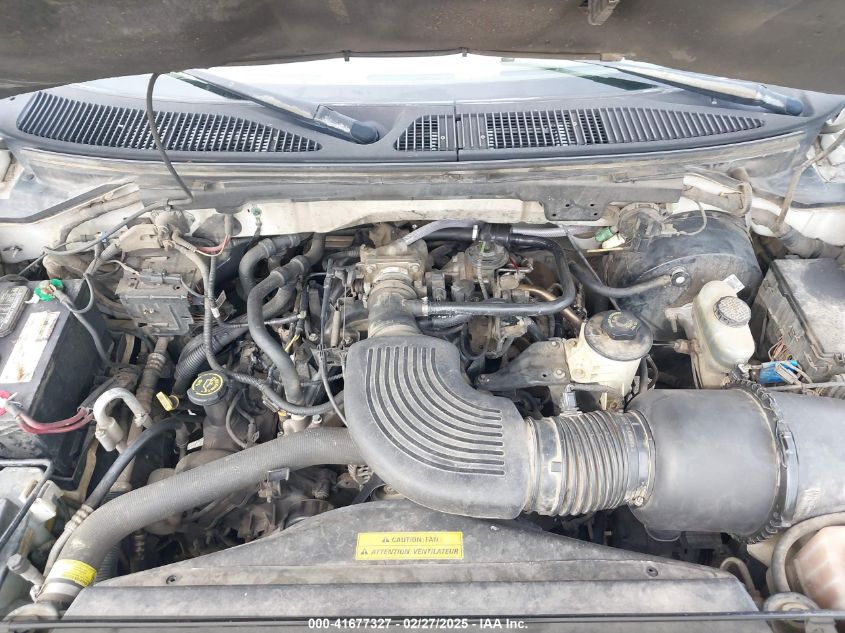 2000 Ford Expedition Eddie Bauer VIN: 1FMPU18L0YLA11772 Lot: 41677327