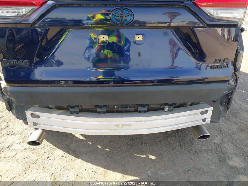 2022 TOYOTA RAV4 HYBRID XLE PREMIUM - JTMB6RFV0NJ018370