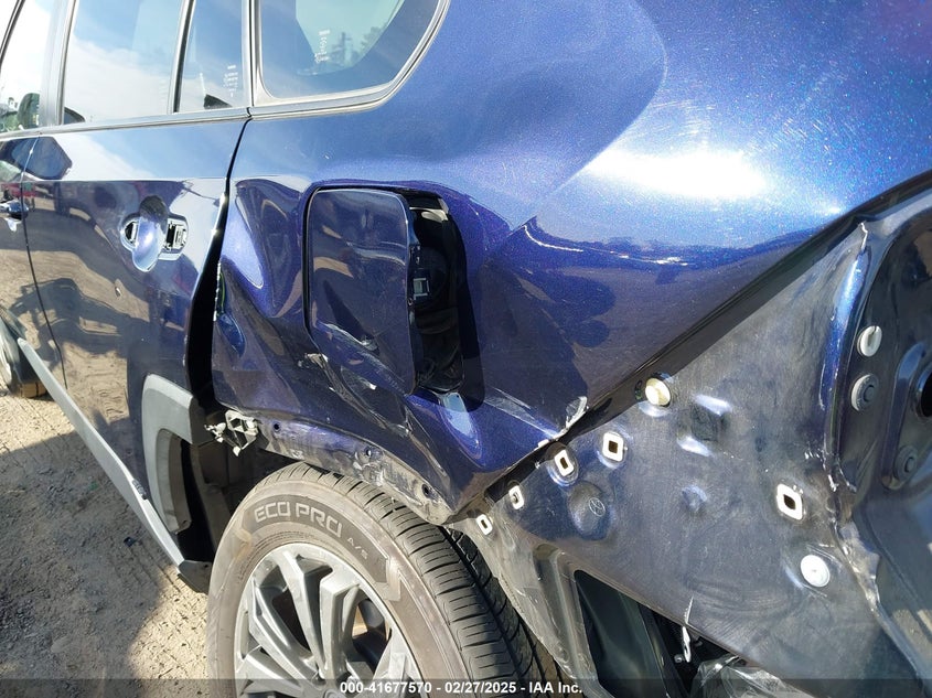 2022 TOYOTA RAV4 HYBRID XLE PREMIUM - JTMB6RFV0NJ018370