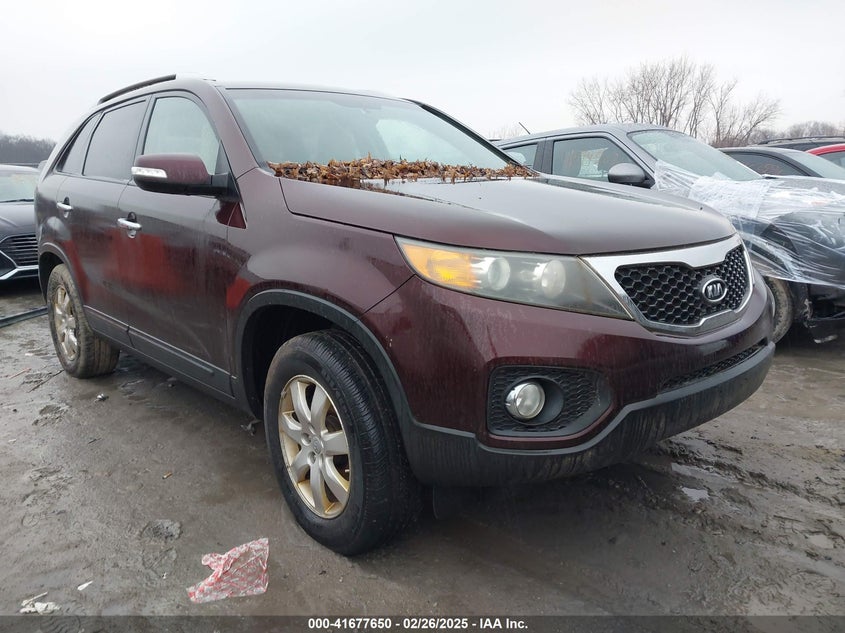 2012 KIA SORENTO VIN: 5XYKT3A67CG247096