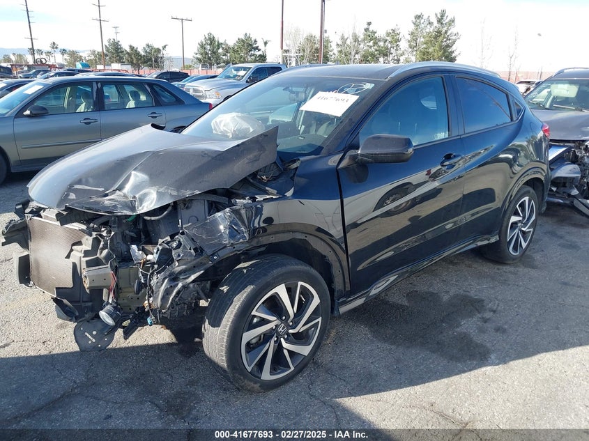 2019 HONDA HR-V VIN: 3CZRU5H19KM726178