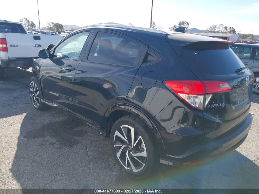 2019 HONDA HR-V VIN: 3CZRU5H19KM726178