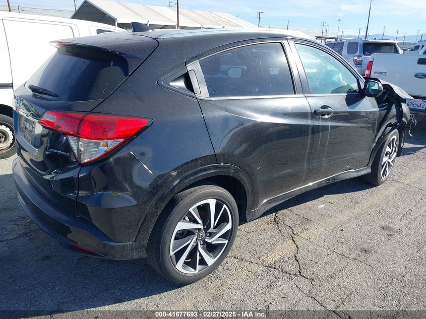 2019 HONDA HR-V VIN: 3CZRU5H19KM726178