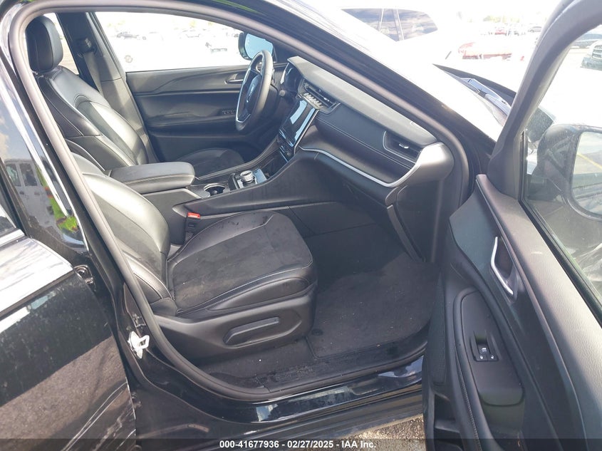 2024 JEEP GRAND CHEROKEE VIN: 1C4RJHAG1R8506966
