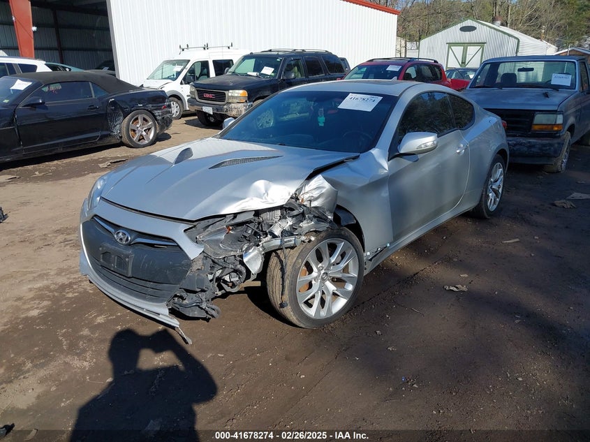 2013 HYUNDAI GENESIS VIN: KMHHU6KJ9DU106263
