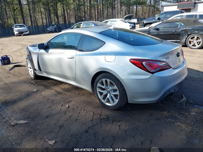 2013 HYUNDAI GENESIS VIN: KMHHU6KJ9DU106263