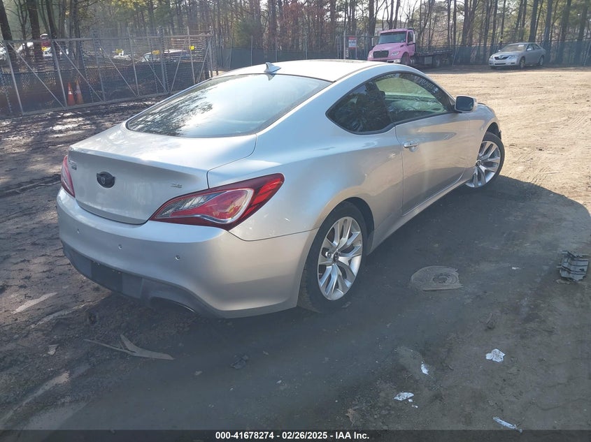 2013 HYUNDAI GENESIS VIN: KMHHU6KJ9DU106263