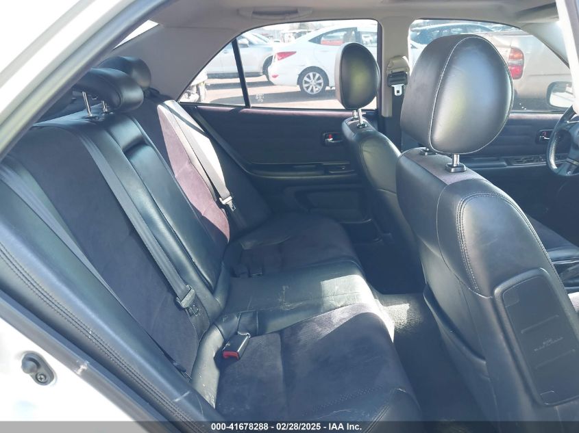 2001 Lexus Is 300 Base (A5) VIN: JTHBD182210009565 Lot: 41678288