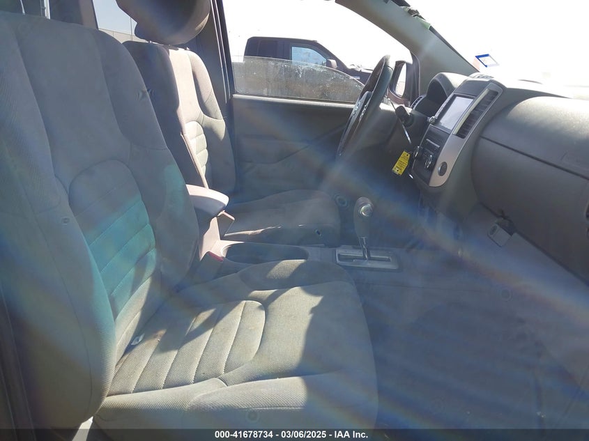 2019 NISSAN FRONTIER VIN: 1N6BD0CT1KN738007