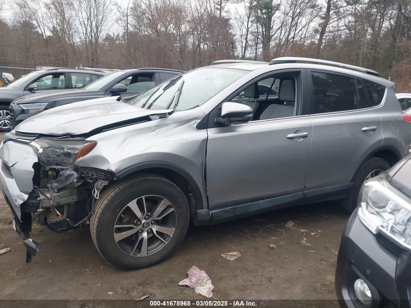 2017 TOYOTA RAV4 XLE - 2T3RFREV8HW647462