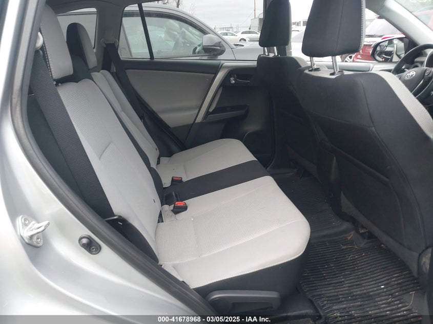 2017 TOYOTA RAV4 XLE - 2T3RFREV8HW647462