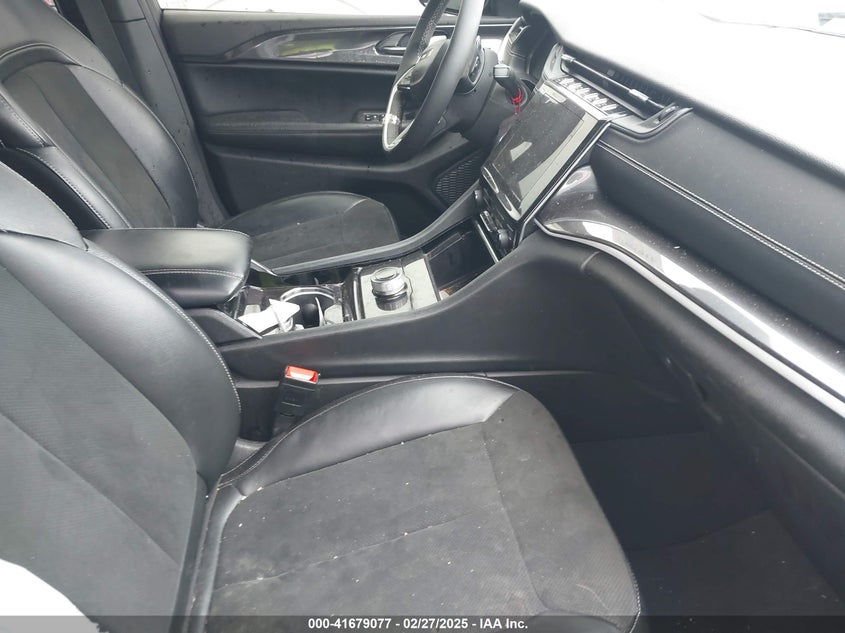 2023 JEEP GRAND CHEROKEE VIN: 1C4RJHAG2P8701245