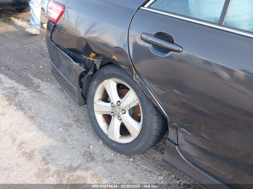 2010 TOYOTA CAMRY VIN: 4T1BF3EK8AU114885