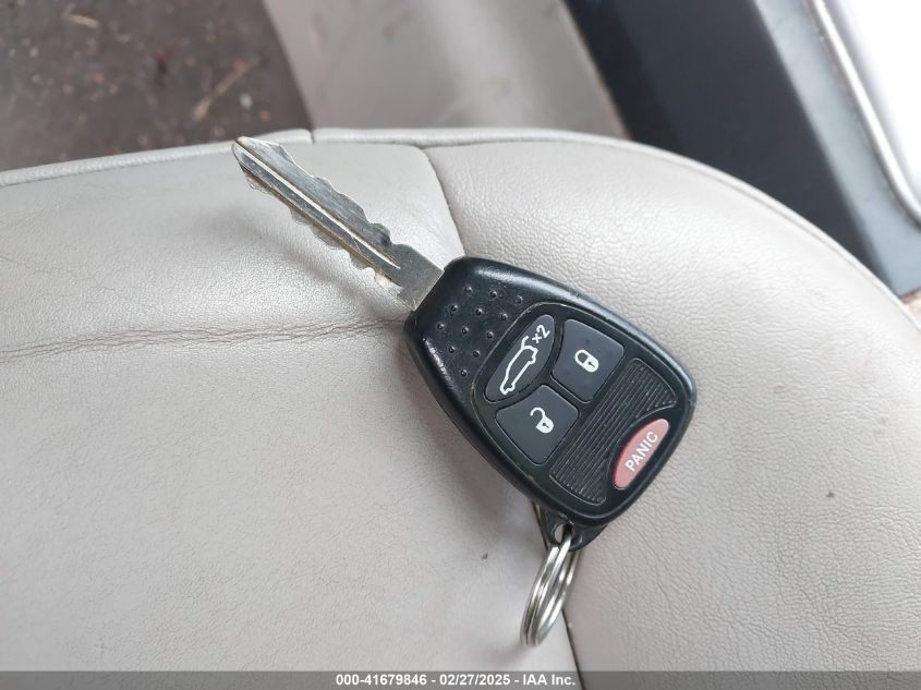 2004 Chrysler Pacifica VIN: 2C8GM68444R642051 Lot: 41679846